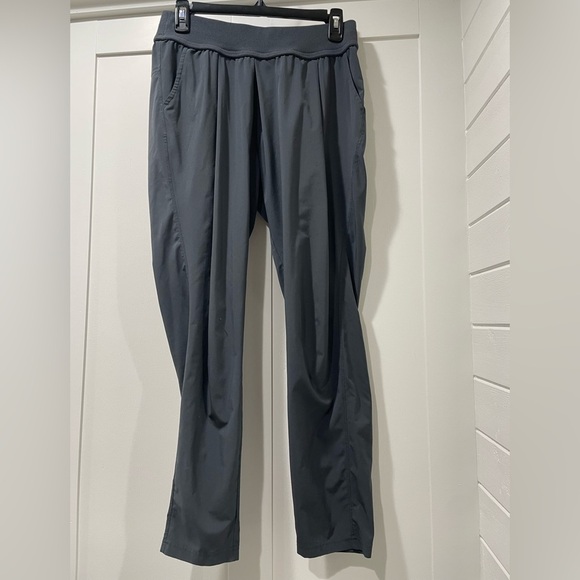 Athleta Pants Size 4 - Picture 1 of 4
